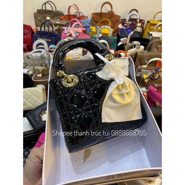 Túi chữ D da bóng 3 ô bản 2 dây đeo size 17cm (Vừa điện thoại, có hộp)