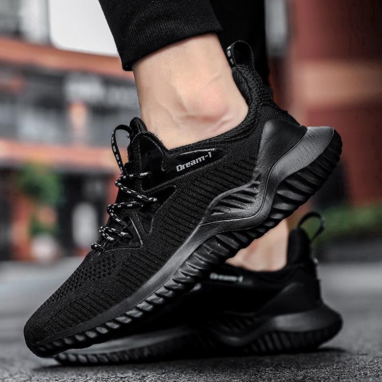 Giày thể thao màu đen vải canvas cỡ lớn cho nam size 45-48 .