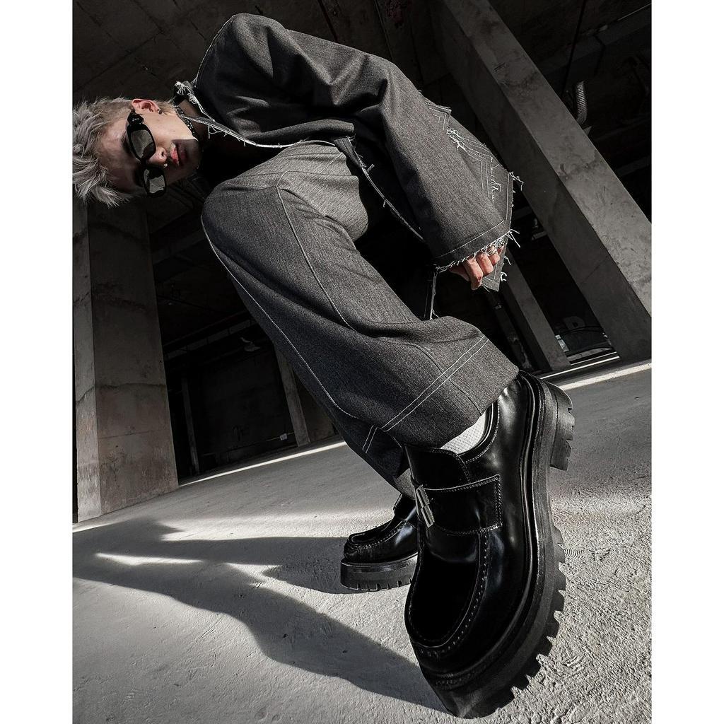 Giày Loafer SPOILED Da Bê Bóng Kính Đen - S LOGO