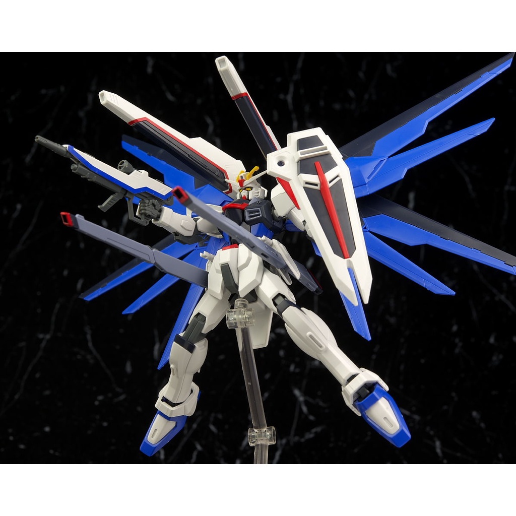 Gundam HG Freedom Fighter Revive HGCE Mô hình nhựa lắp ráp 1/144 192