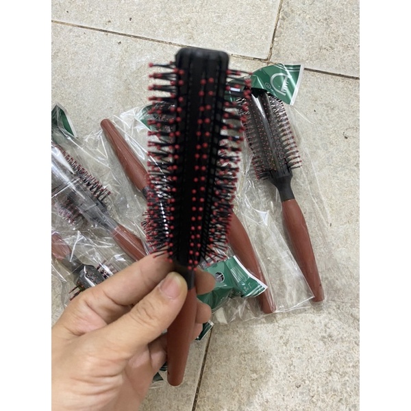 Lược tròn tạo kiểu cho tóc xoăn loại đẹp