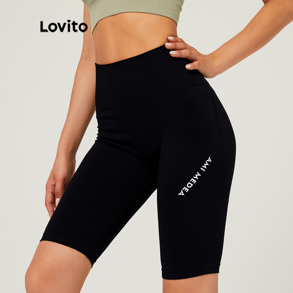 Quần ngắn Lovito phong cách thể thao lưng cao ôm dáng in họa tiết chữ cái L03074 (màu đen)