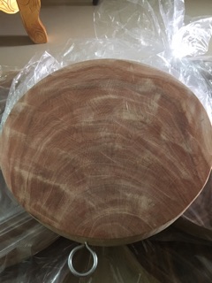 ☘️ Thớt nghiến(nhỏ)chuẩn Tây Bắc size 25cm(mặt thớt rộng 25cm) 🍀