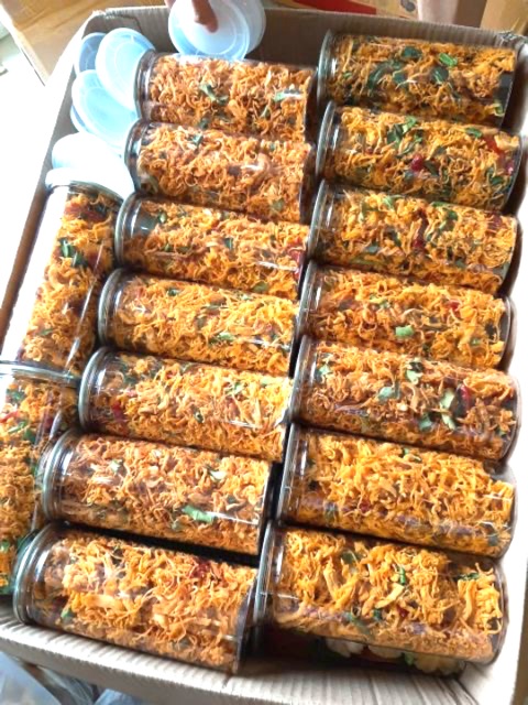 [Mã 156FMCGSALE hoàn 8% đơn 500K] 1 LON KHÔ GÀ LÁ CHANH 300g🌶LOẠI CAY VÀ KHÔNG CAY🌶 | BigBuy360 - bigbuy360.vn