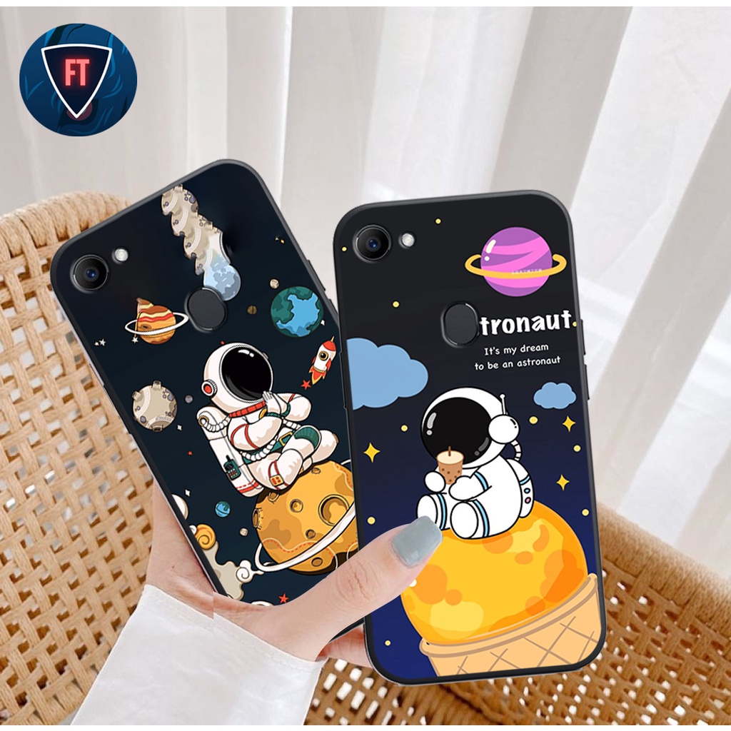 Ốp lưng Oppo F5 / F5 Youth / Oppo F7 / Oppo F7 Youth - in hình phi hành gia trái đất vàng siêu đẹp
