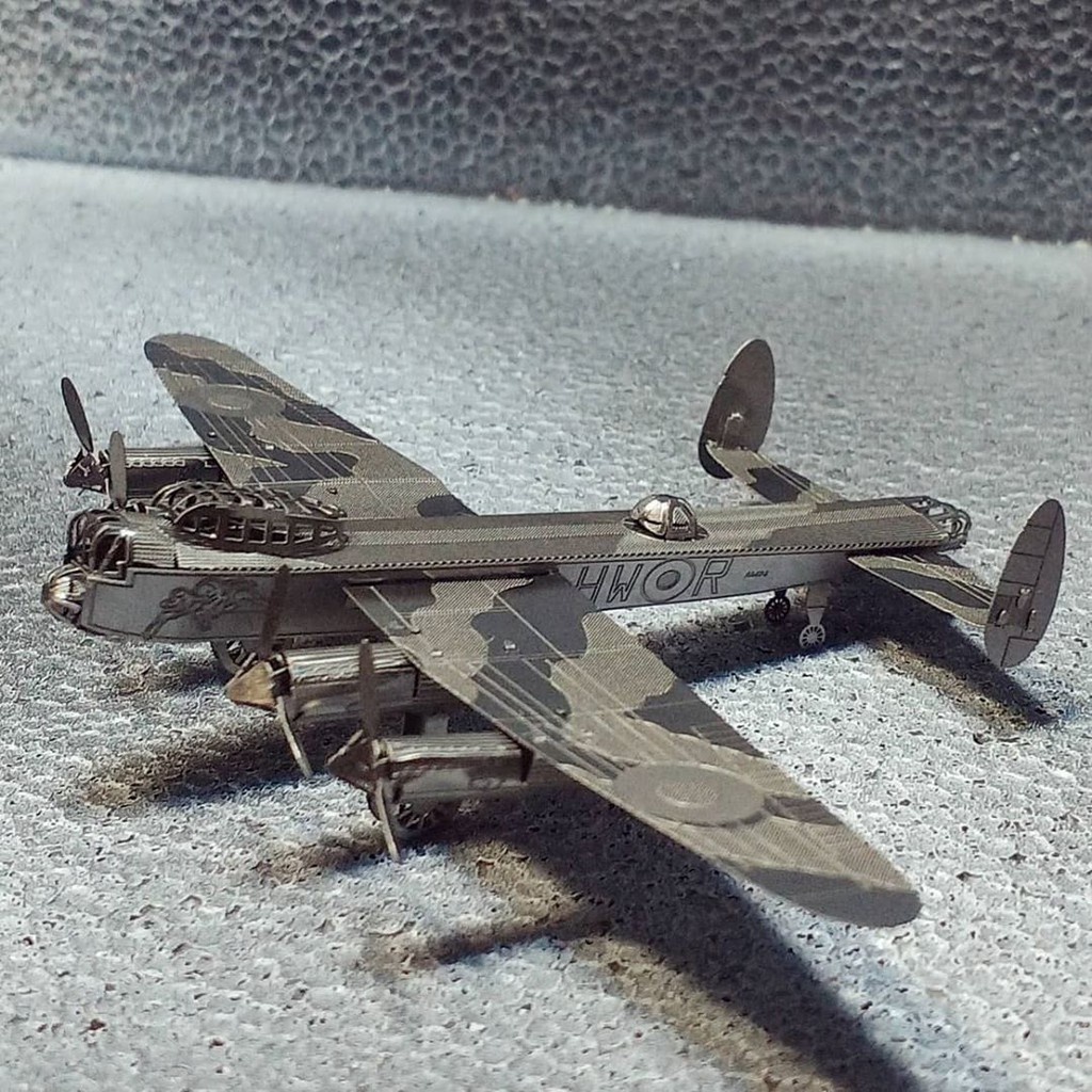 Mô Hình Kim Loại Lắp Ráp 3D Metal Mosaic Máy Bay Avro Lancaster Bomber [chưa ráp]