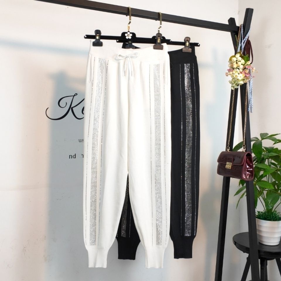 Quần Baggy Đen Ống Rộng Lưng Cao Đính Đá Thời Trang Cho Nữ