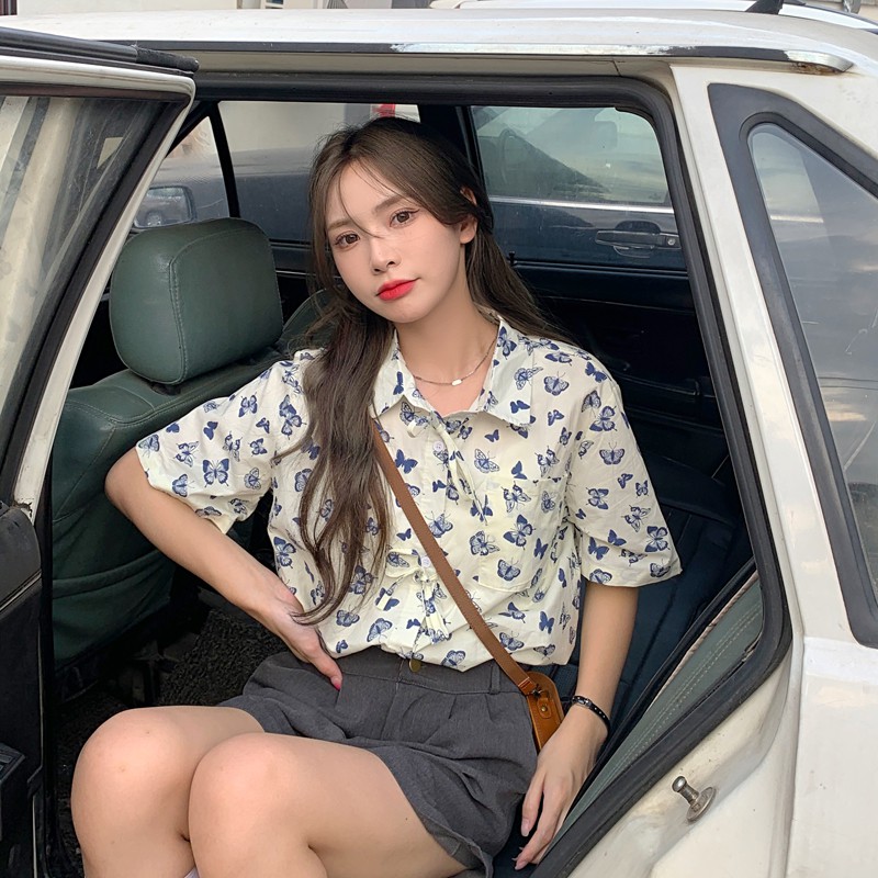 Áo Sơ Mi Ngắn Tay Dáng Rộng In Hình Bướm Xinh Xắn Thời Trang Mùa Xuân Cho Nữ