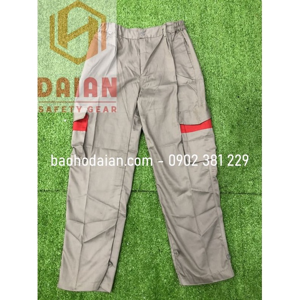 Quần áo bảo hộ lao động vải kaki 31 túi hộp màu ghi đất phối đỏ - M12