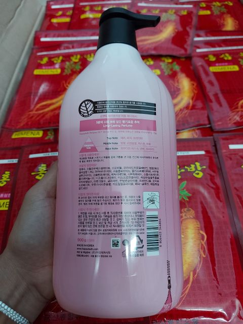 ☆SỮA TẮM DƯỠNG DA HÀN QUỐC Happy bath 900ml