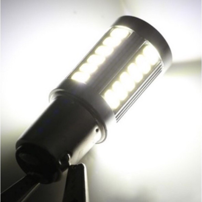 Bóng LED hậu 33 Tim bóp phanh nháy đèn