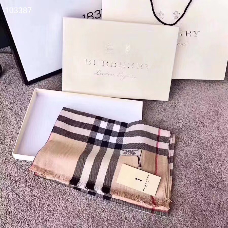 Khăn Choàng Burberry Chất Liệu Cotton Cao Cấp Thời Trang