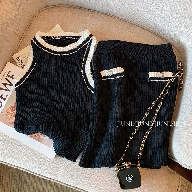 Set Đồ Hai Mảnh Áo Dệt Kim Phong Cách Mới Dành Cho Nữ