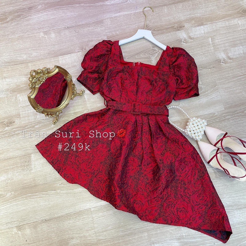 ĐẦM GẤM ĐỎ KÈM BELT