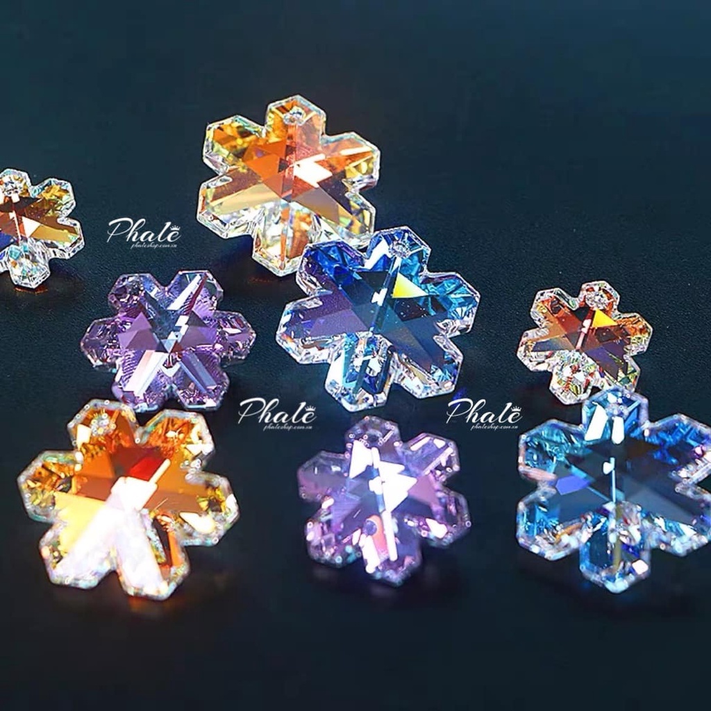 Mặt Dây Chuyền Pha Lê Swarovski Hình Bông Tuyết S25mm