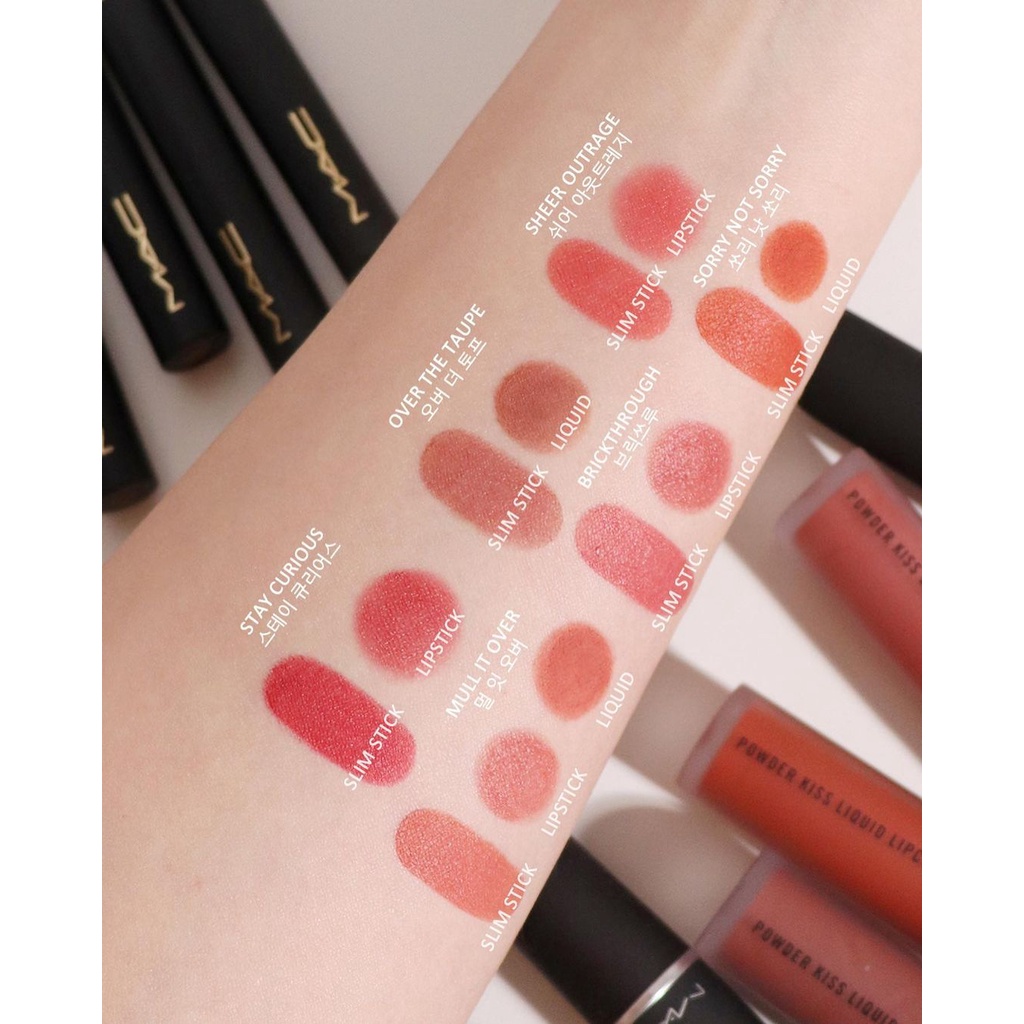 Son thỏi MAC Velvet Blur Powder Kiss