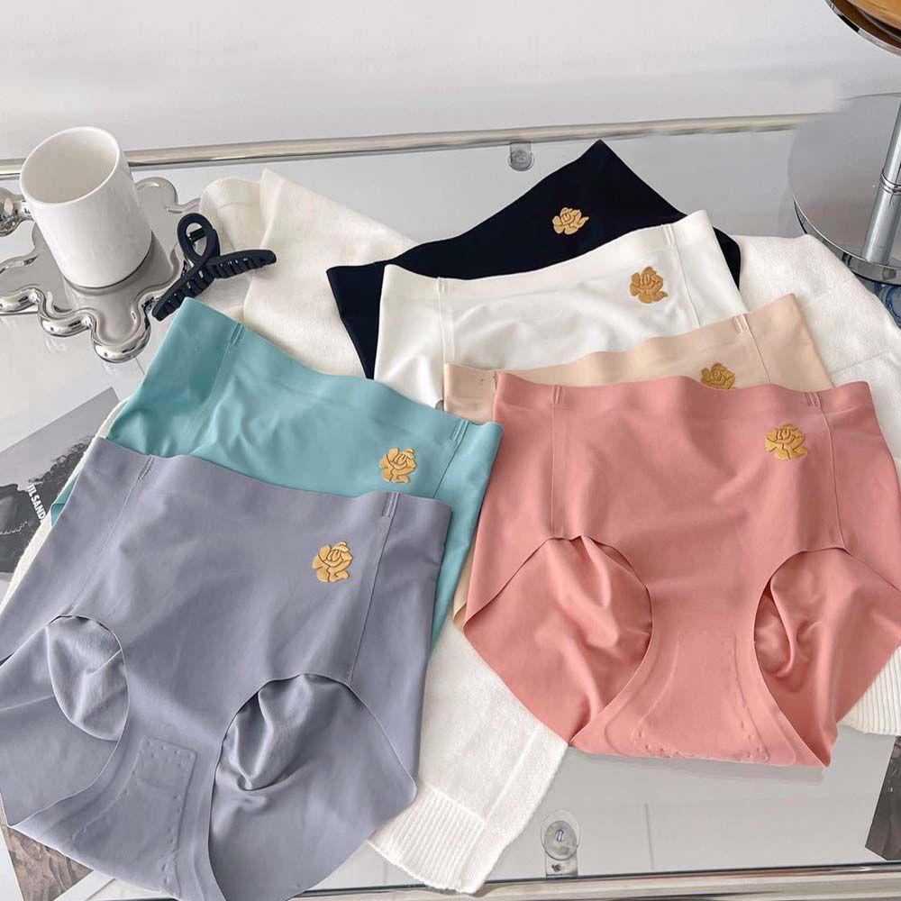 Quần Lót Latex Lụa Lạnh Không Đường May Thoáng Khí Nhanh Khô Dễ Thương Cho Nữ