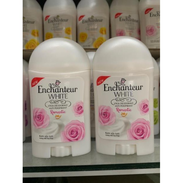 Sáp khử mùi Enchanteur Romantic ( mầu hồng )