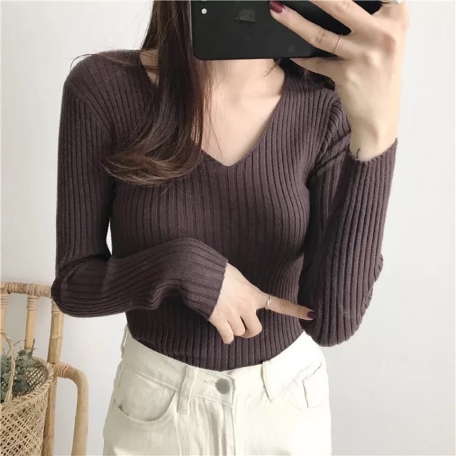 Áo len tăm nữ cổ tim