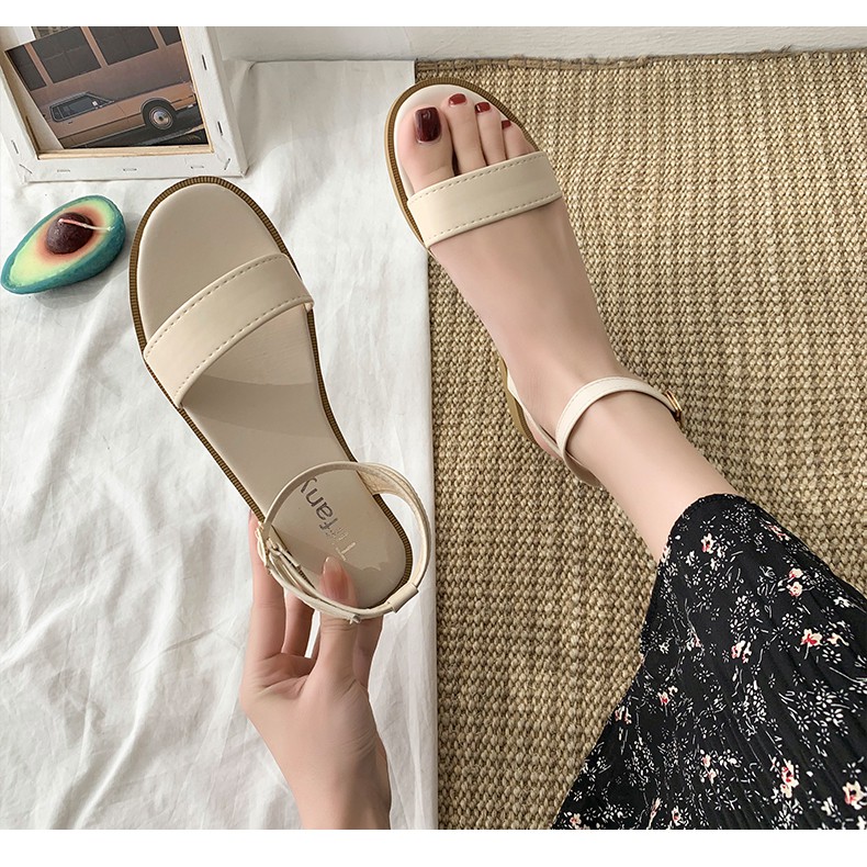 [Mã SKAMSALE07 giảm 10% tối đa 100K đơn 150K] Sandal Nữ Đế Bệt Cao Cấp BLOOMYUKI Sandal nữ Cổ Điển Quai Ngang SN01