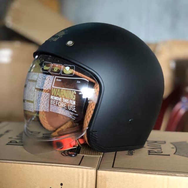 Mũ bảo hiểm 3/4 royal kính cách âm