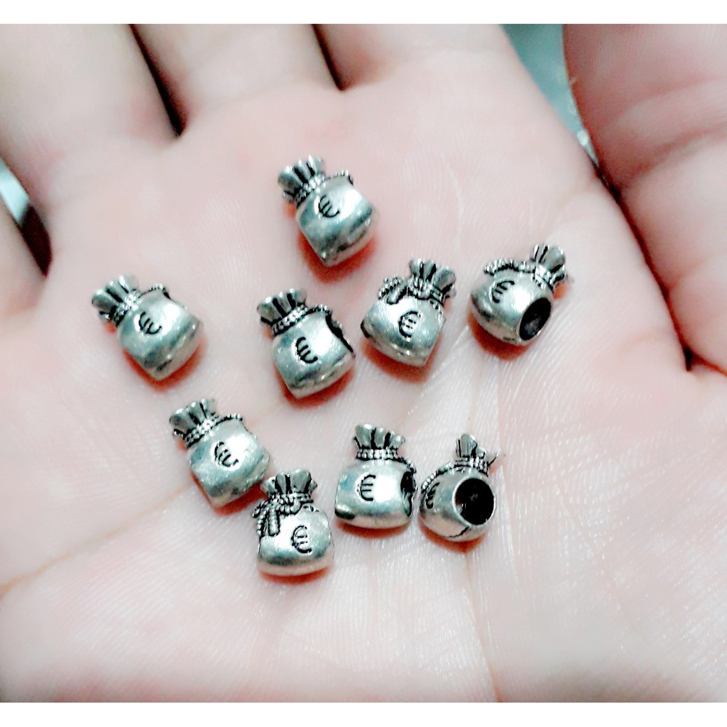 Charm xỏ phụ kiện 50g = 18k [ Charm xỏ vòng tay giá sỉ ]