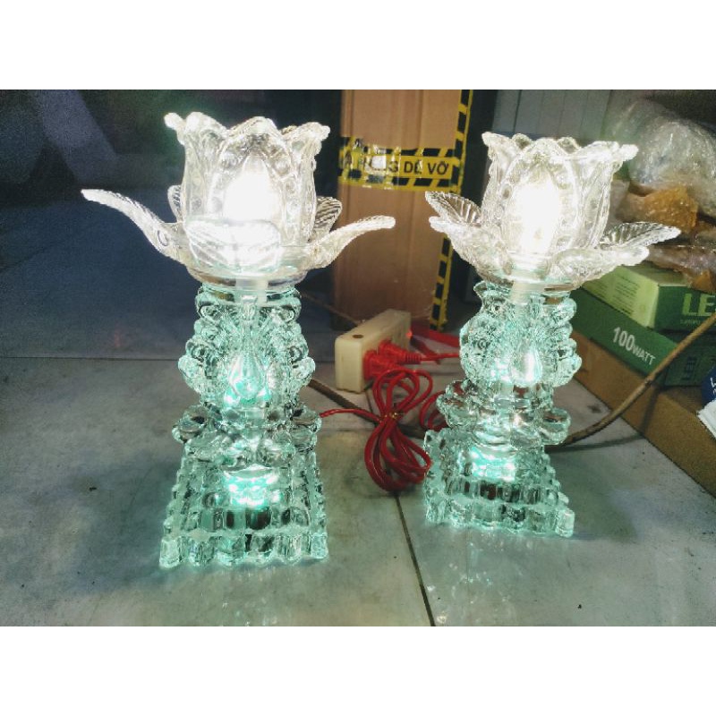 1 cặp Đèn bàn thờ pha lê led đổi màu cao 23cm,đèn thờ cao cấp