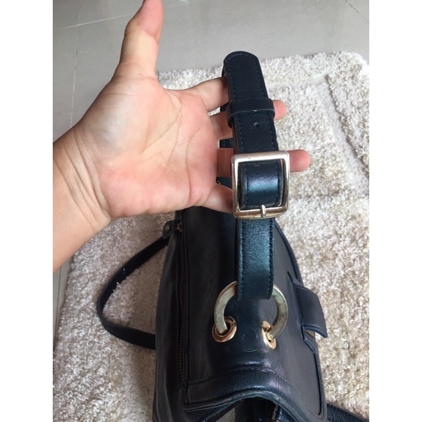 Túi si da thật y hình phom công sở