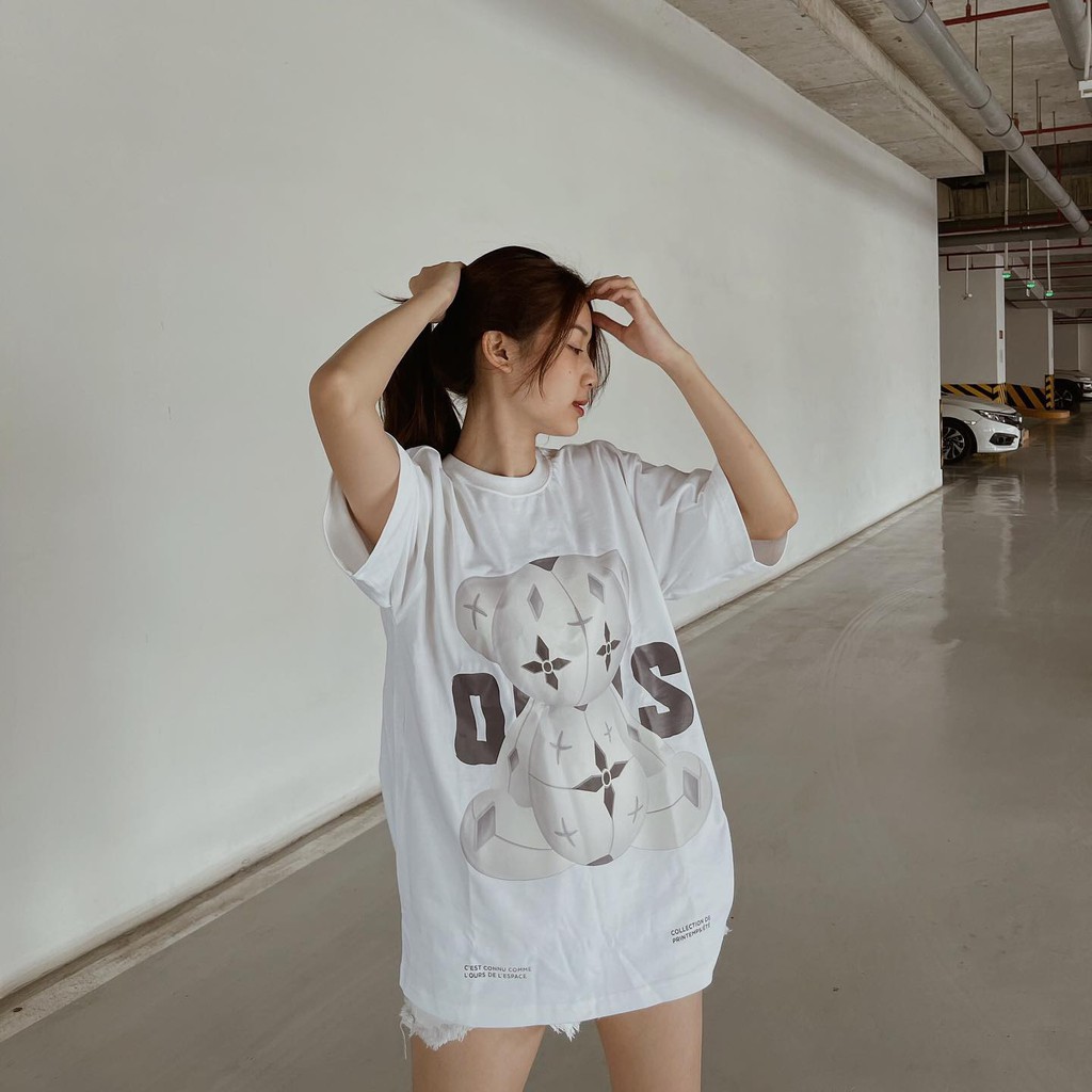 Áo thun Lesavril de Vetements L'Ours de L'espace White