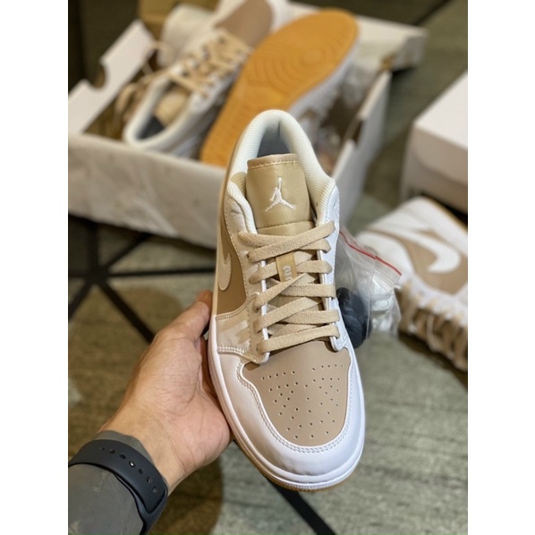 GIÀY JD1 LOW WHITE TAN GUM LAI AU
