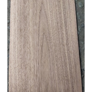 Ván lạng walnut bản rộng 200mm dùng dán thùng loa.