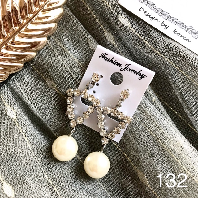 FREESHIP❤️ Bông Tai Trân Châu Tam Giác Đính Đá M132