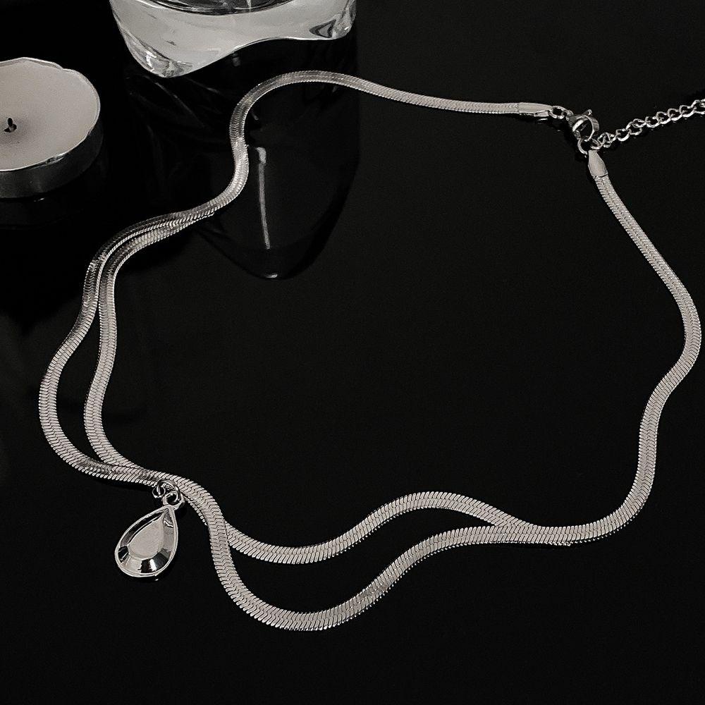 Vòng cổ Hai Lớp Bằng Thép Titan Mặt Hình Giọt Nước Phong Cách Punk Thời Trang Cho Nữ