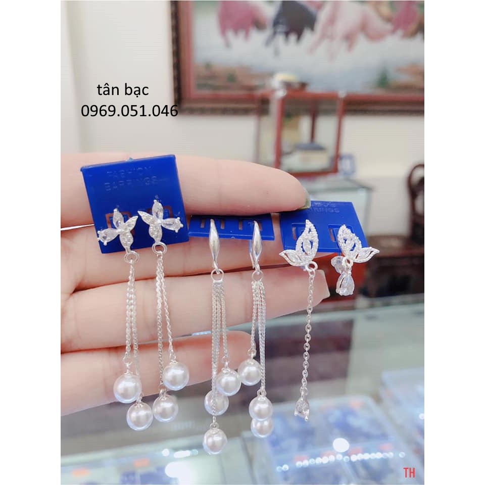 bông tai kiểu dáng tua dài , kết hợp với tà áo dài , shop đảm bảo không xinh , không lộng lẫy shop xin đền lại tiền ạ hi