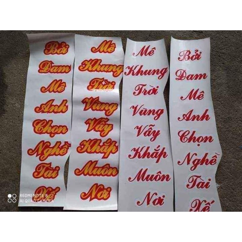 Tem thơ trang trí xe. Tem chữ thơ nhiều mẫu dán trang trí xe tải, xe ô tô. Tem decal thơ Bởi đam mê anh chọn