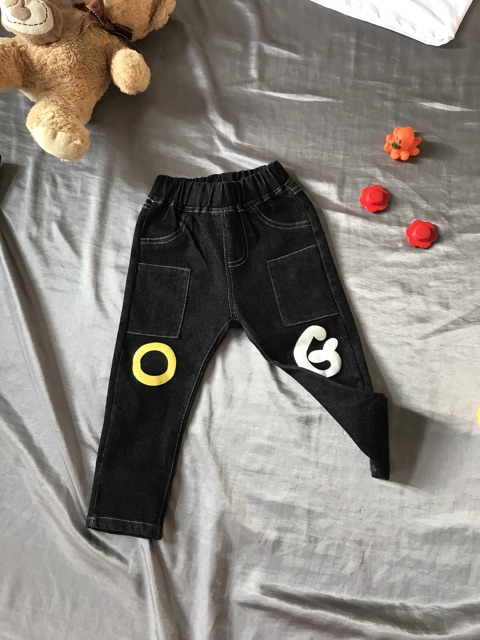 Quần jean bé trai