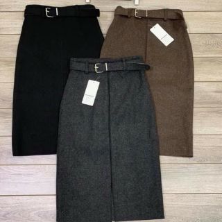 Chân váy dạ dài kèm đai