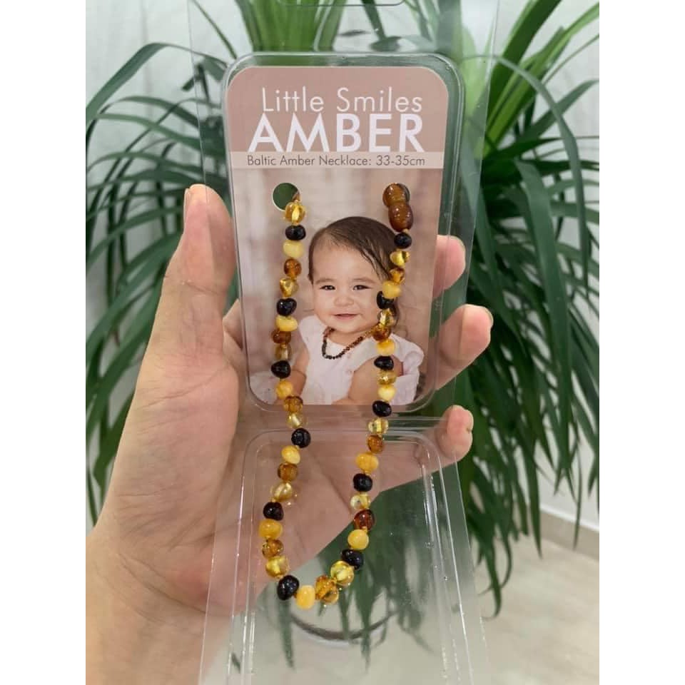 Vòng đeo cổ bằng hổ phách AMBER của Úc cho bé mọc răng không sốt