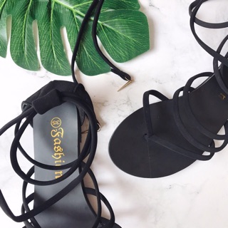 Sandal cột dây chất đẹp,dây mềm.