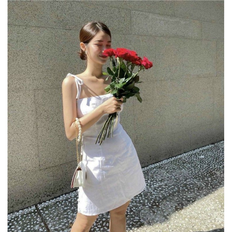 ĐẦM TRẮNG KIỂU HAI DÂY ĐÍNH NÚT BỌC | BigBuy360 - bigbuy360.vn