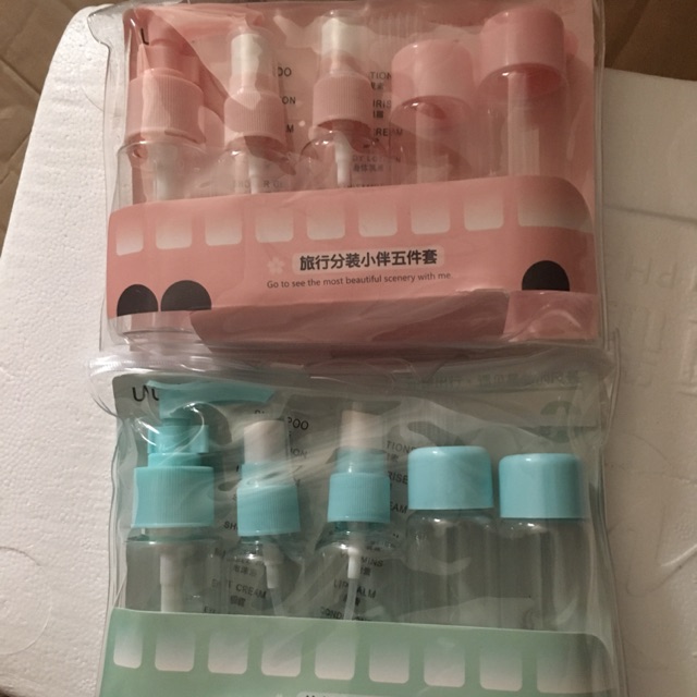 Bộ chiết mỹ phẩm mini gồm 5 thứ