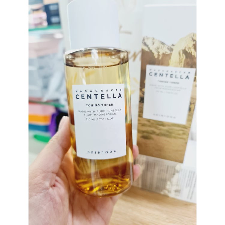 Nước hoa hồng Skin 1004 Madagasca Centella Asiatica Toning Toner làm dịu nhanh tổn thương cho da