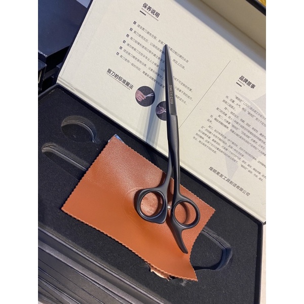Kéo cắt tóc nữ chuyên nghiệp 6.0 và 5.5