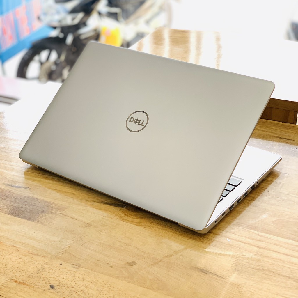 Laptop Dell inspiron 5570 i5-8250U Ram 8GB SSD 256GB Vga Rời 2G 15.6 inch Full HD Mỏng Đẹp