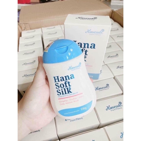 Dung Dịch Vệ Sinh Phụ Nữ Hana Soft Silk