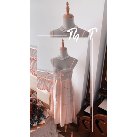 Choàng tiểu thư tặng kèm váy nhà Queen siêu phẩm