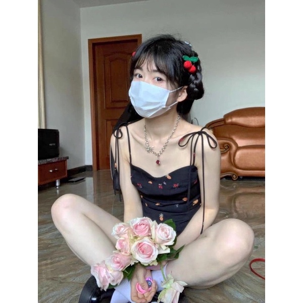 Đầm 2 dây thắt nơ in hoạ tiết phong cách retro