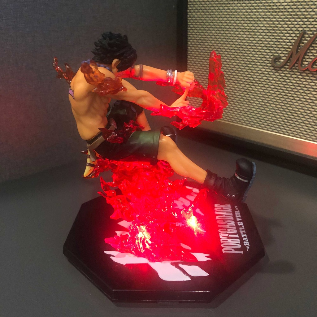 Figure / Mô hình Ace Chiến Đấu 15 cm có LED