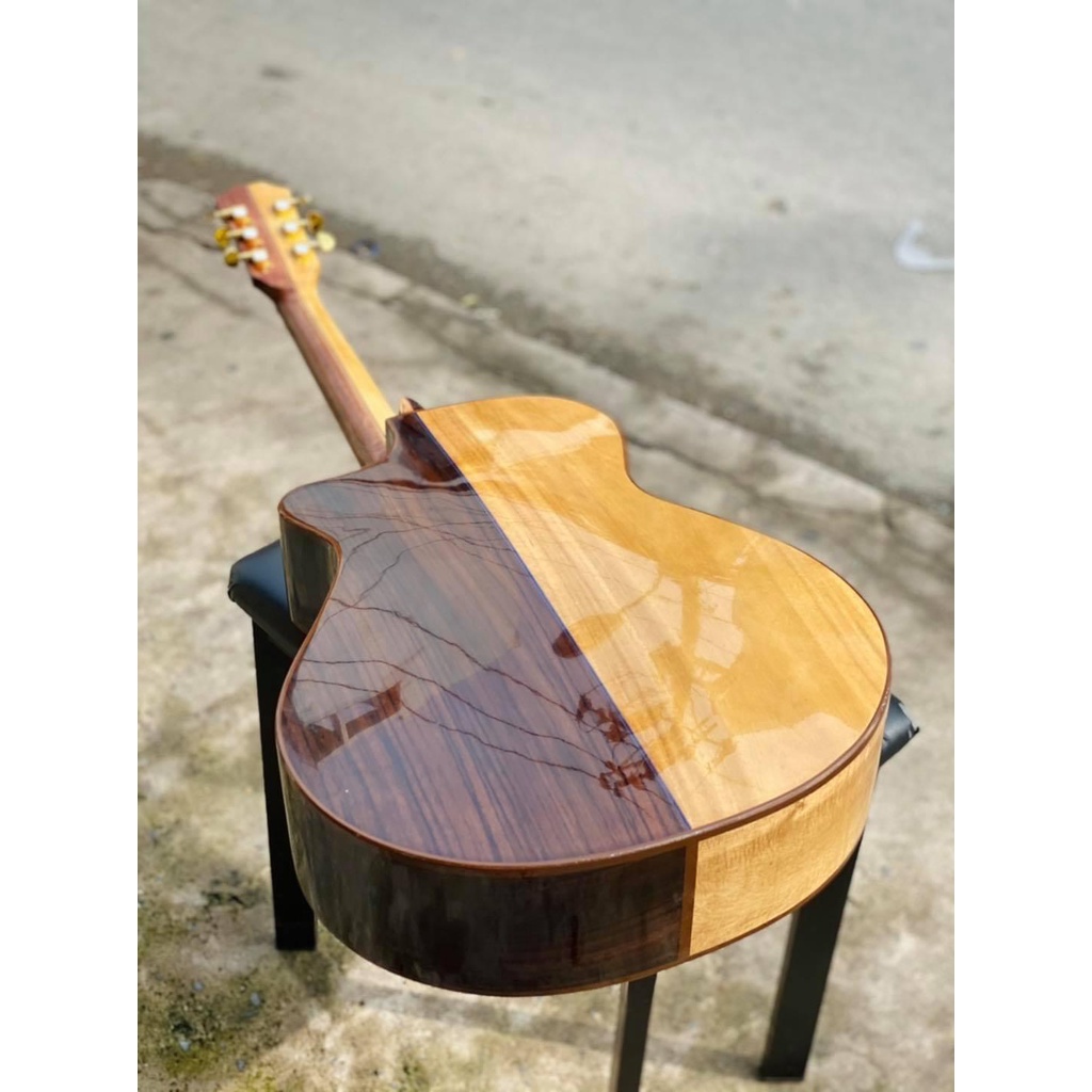 Đàn Guitar Custom Cẩm Ấn Khảm Xà Cừ Có Lắp EQ