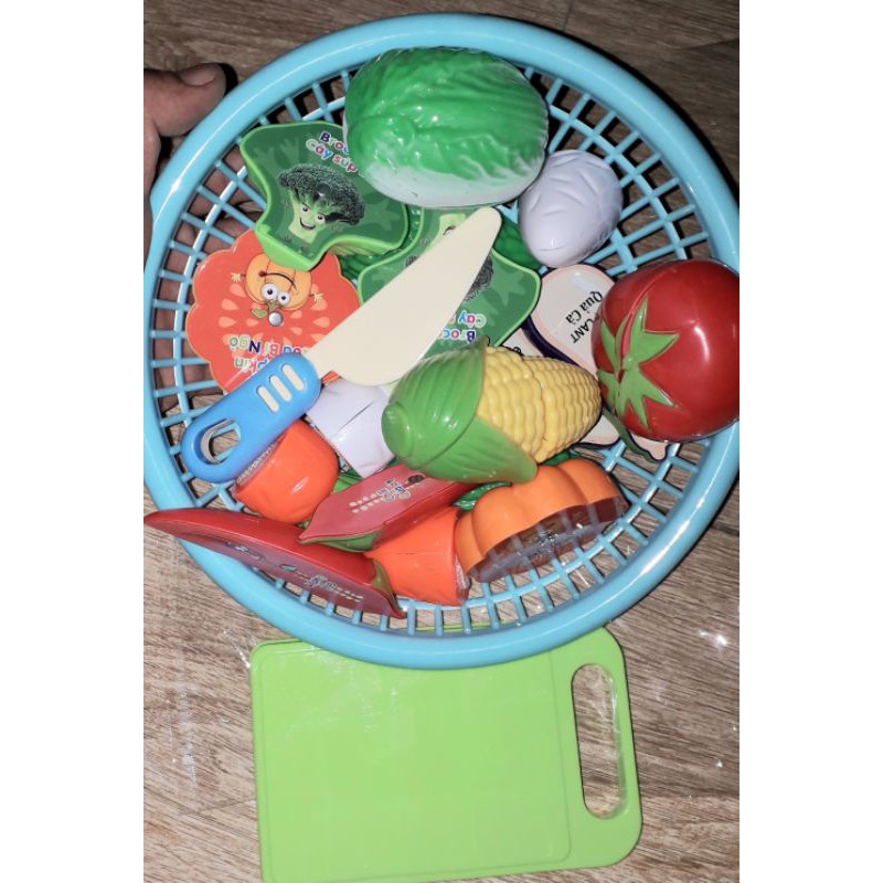 Sét đồ chơi cắt trái cây nam châm bằng nhựa do Việt Nam sản xuất